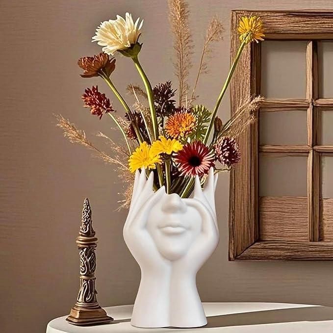 The Conversation Starter Ceramic Face Vase | Elegant Aesthetic Glossy Decor
