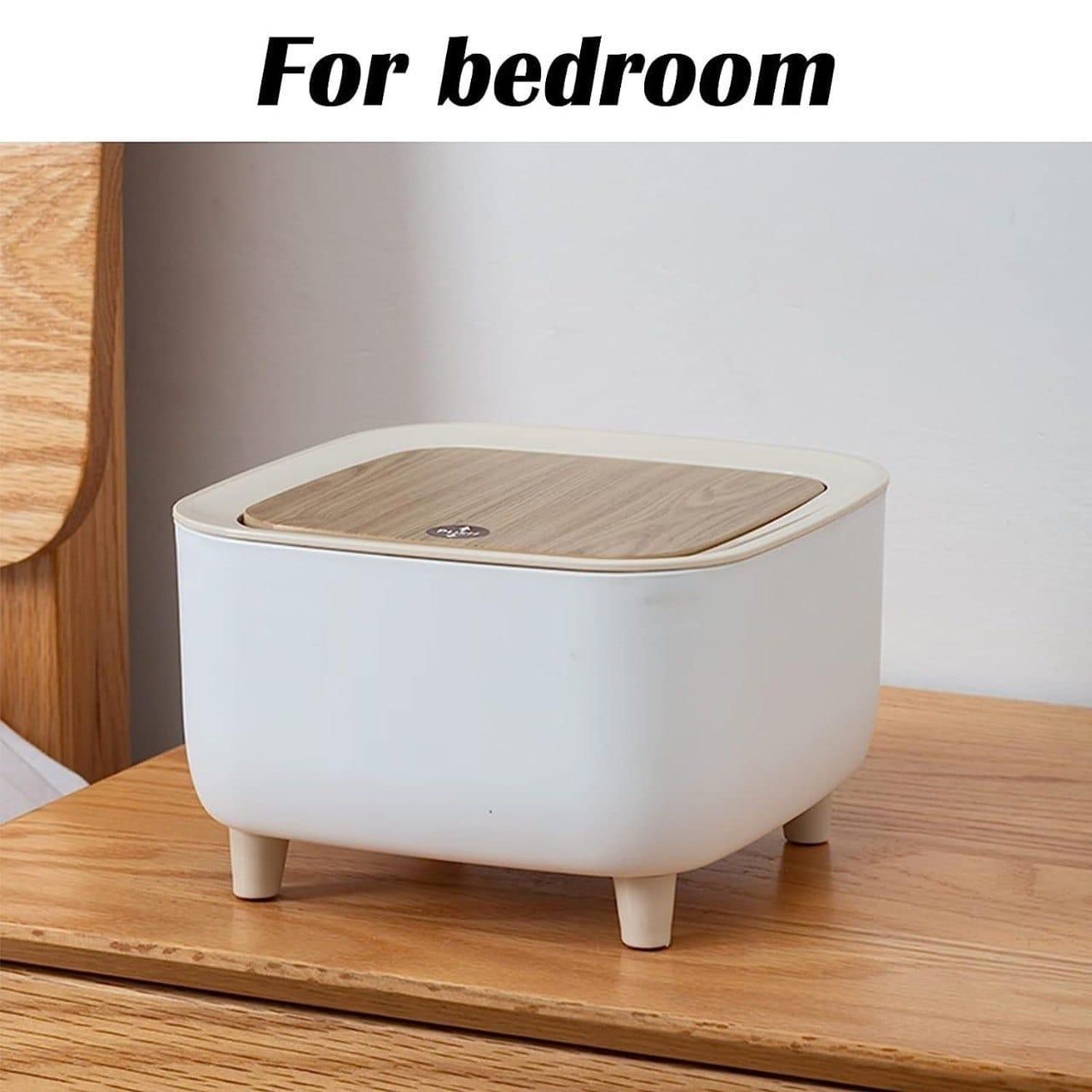 The Classy Mini Desktop Trash Bin