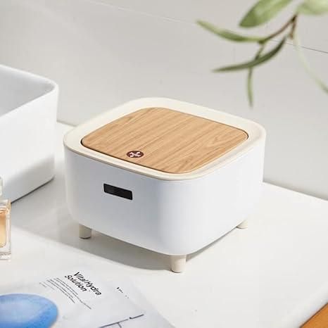 The Classy Mini Desktop Trash Bin